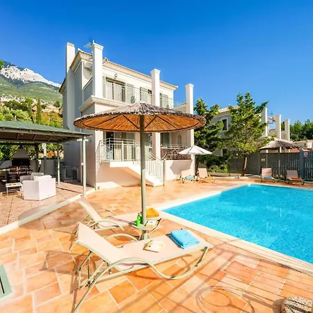 Andrea By ヴィラ ロウダータ